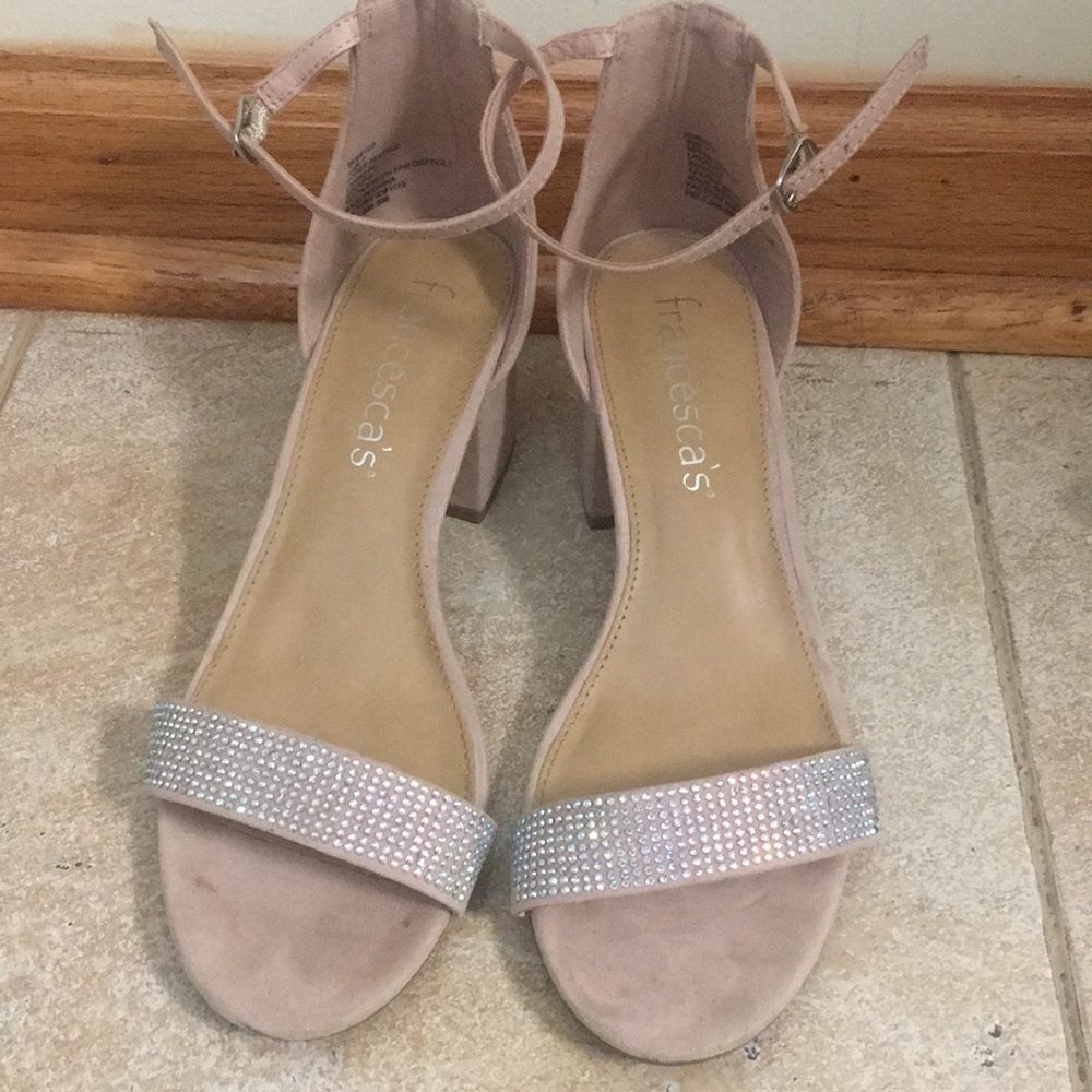 Francesa’s block heel sandal